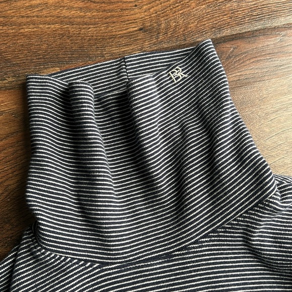 Banana Republic Striped Turtleneck Sweater | Striped Sweater | Stripes | Preppy - Picture 2 of 7